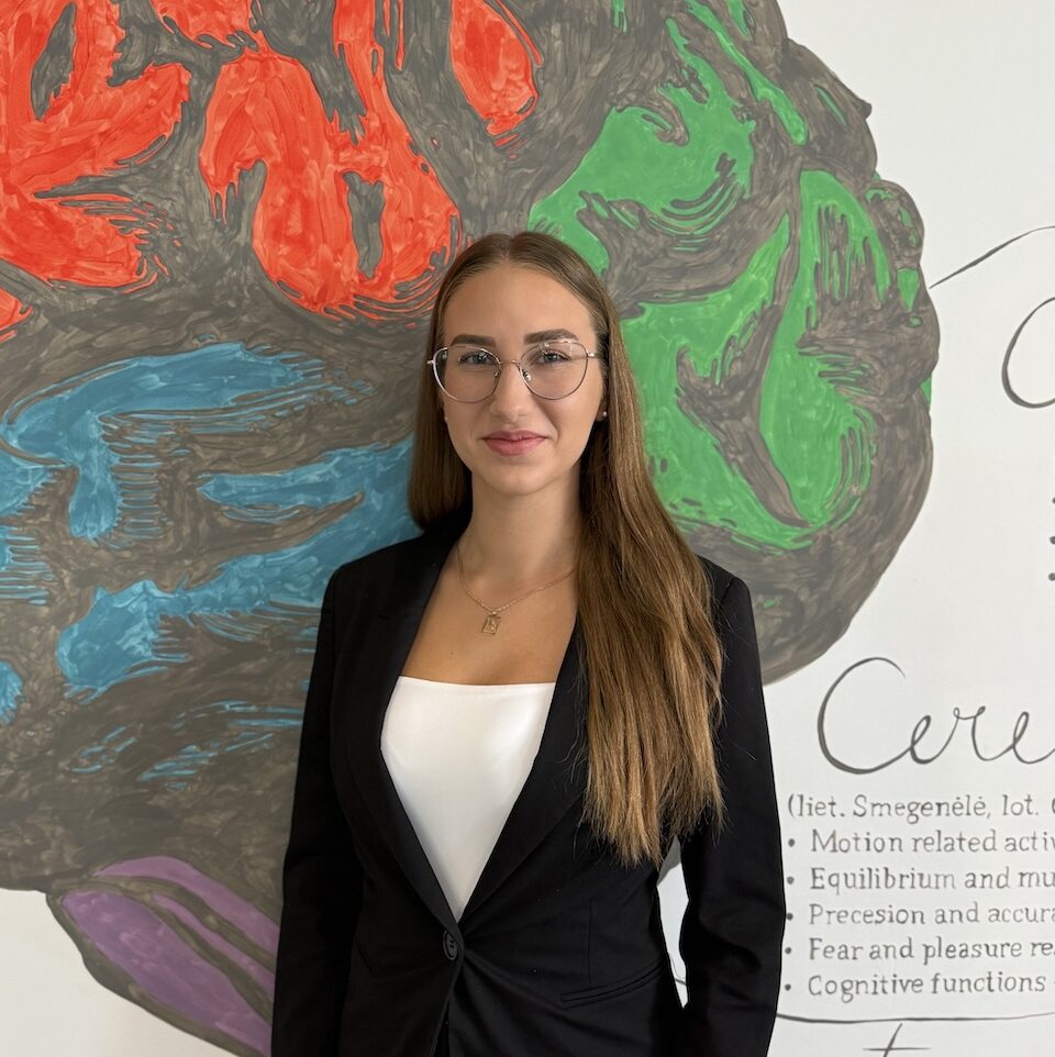 Eglė Zujūtė